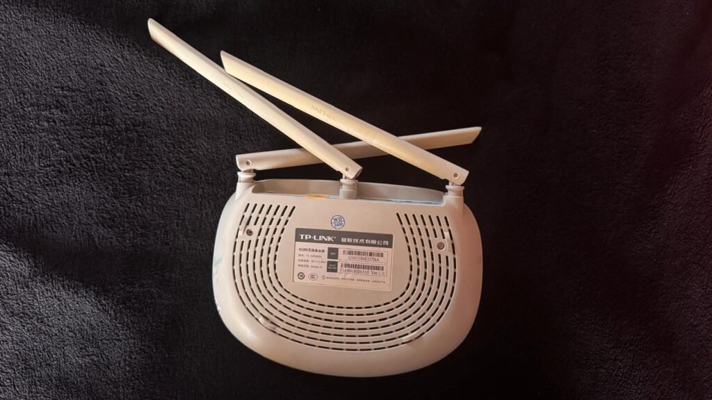TP-Link TL-WR882N — 450Mbps Wireless N Router - photo 2