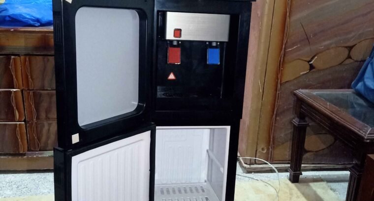 Pel water dispenser hot and cool