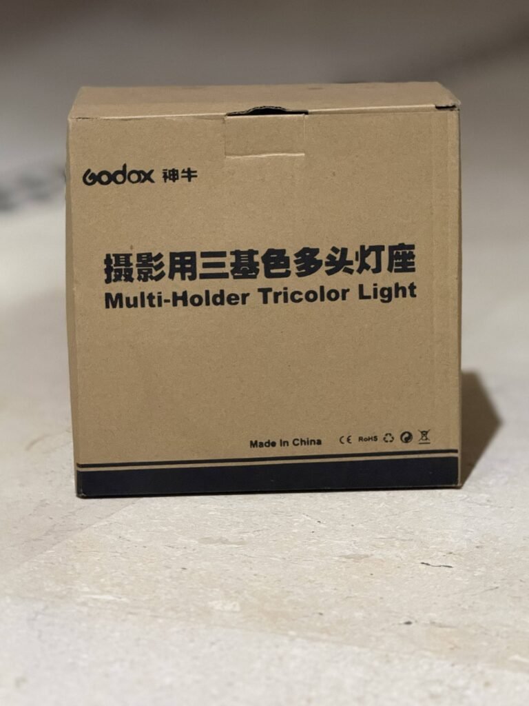Godox TL-4 Tricolor 2-Light Studio Kit with Softboxes & Stands - photo 4