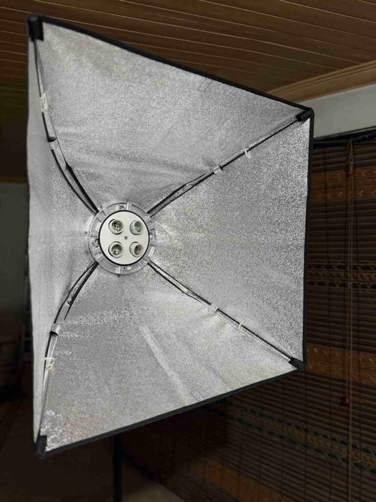 Godox TL-4 Tricolor 2-Light Studio Kit with Softboxes & Stands - photo 15