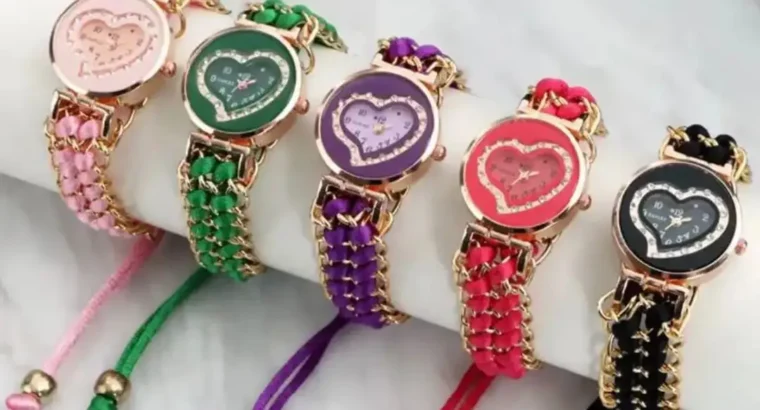 Heart Shaped Stylish Women’s Bracelet Watch