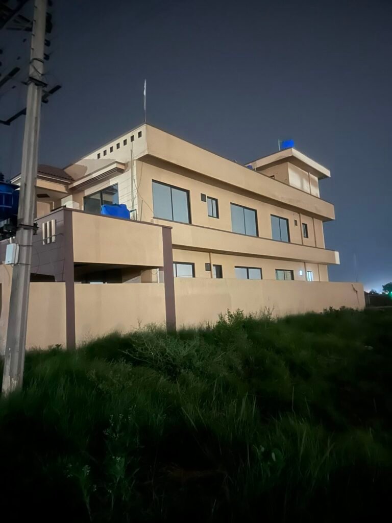 1 kanal house for sale chinar bagh Lahore Punjab Pakistan