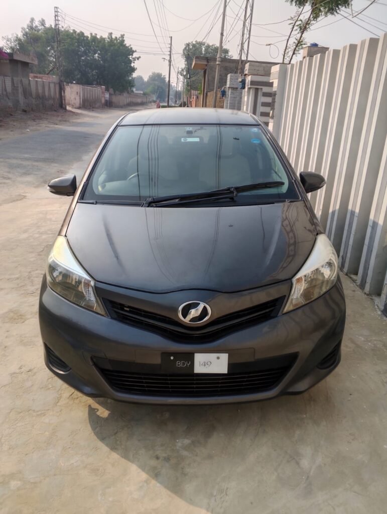 vitz 2012 - photo 1