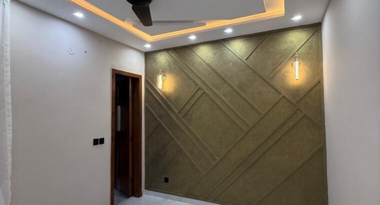 5 marla house for sale in bahria town prime location.