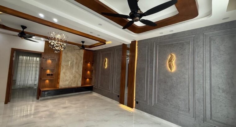 5 marla house for sale in bahria town prime location.
