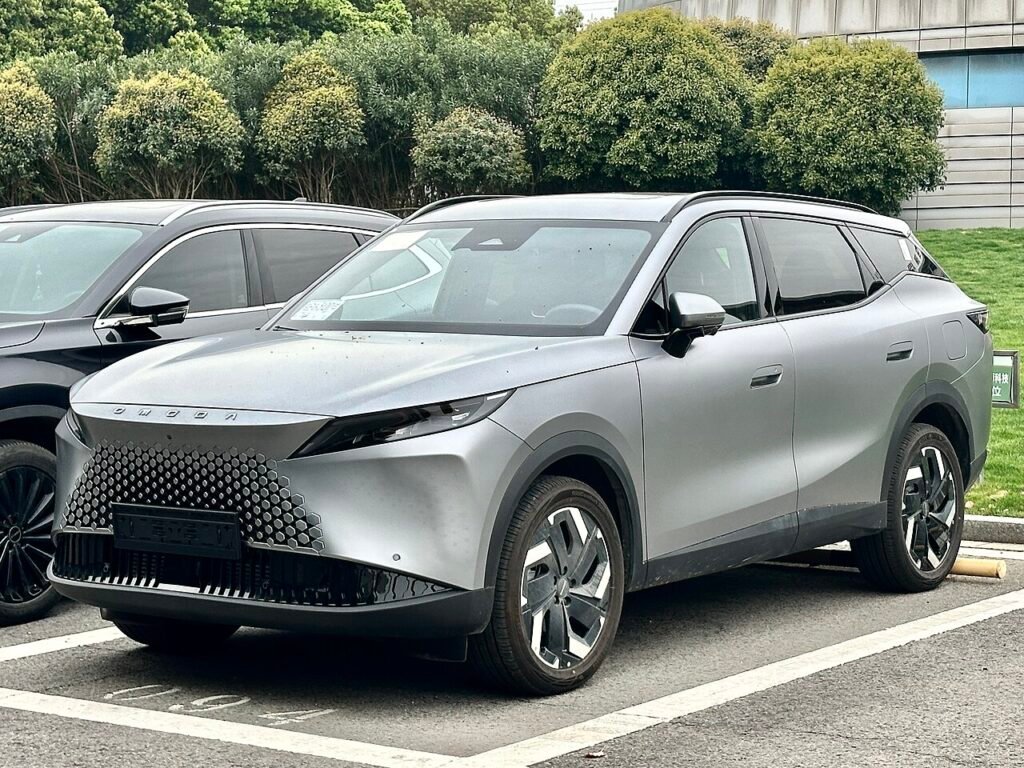 Omoda 7