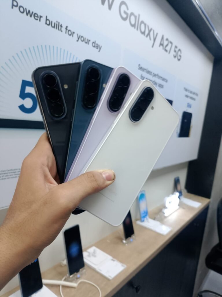 Samsung’s Galaxy A27 5G box pack non active - photo 4