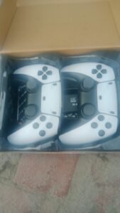 2.4G game controller 2 piece for sale with 4k ultra game stick