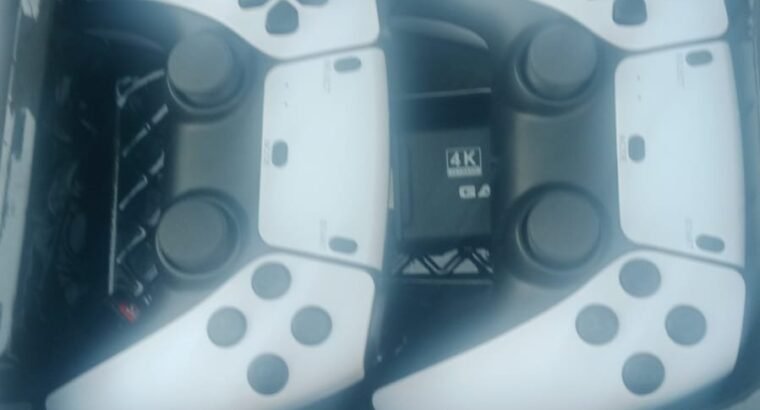 2.4G game controller 2 piece for sale with 4k ultra game stick