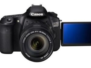 Canon EOS 60D DSLR Camera + 18-55mm Lens
