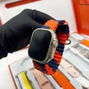 SMARTWATCH WITH 6 INTERCHANGEABLE STRAPS