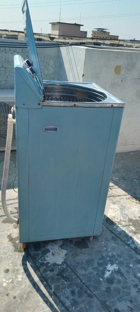 single tub steel body washing machine copper motor in good condition - Washing Machines & Dryers for sale - photo 4