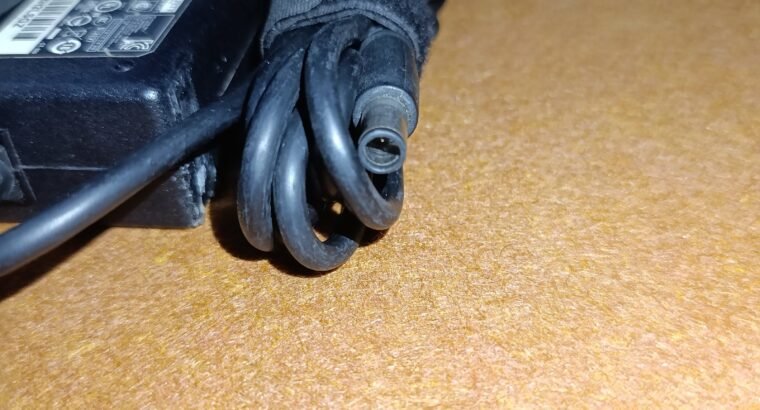 HP laptop charger 65w