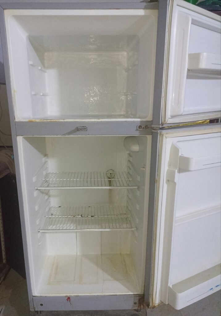 Haier HRF-270 Double Door Refrigerator – 329 Litres – Non-Inverter - photo 2