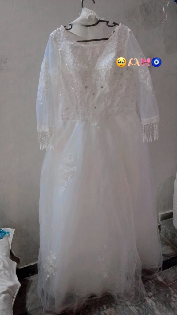 beautiful fairy maxi with dupata - Clothes for sale in Chaklala Scheme, Rawalpindi - photo 3