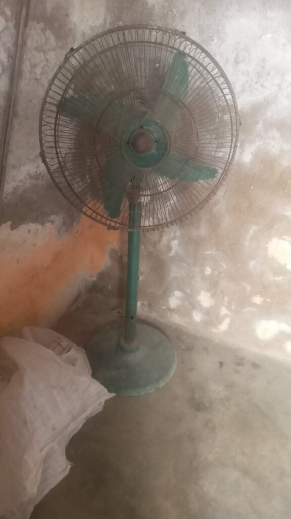 it’s solar fan it’s 4000 to sell