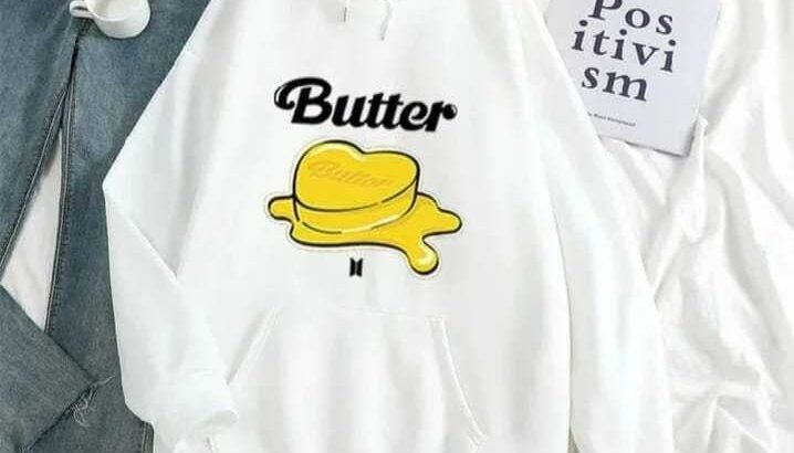 women winter wearing hoddie