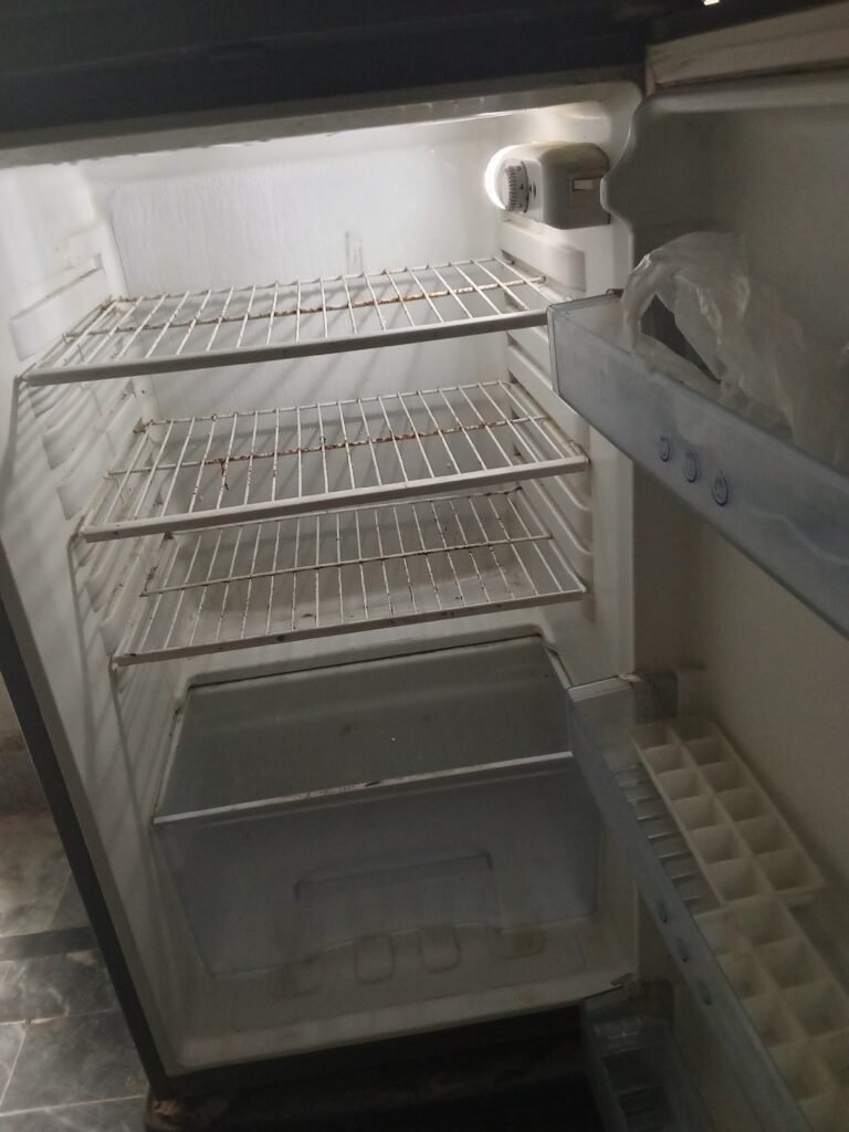 fridge urgent sell - photo 3