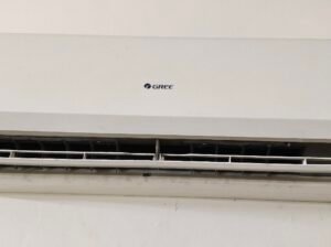 1.5 ton Gree non invertor Ac for sale