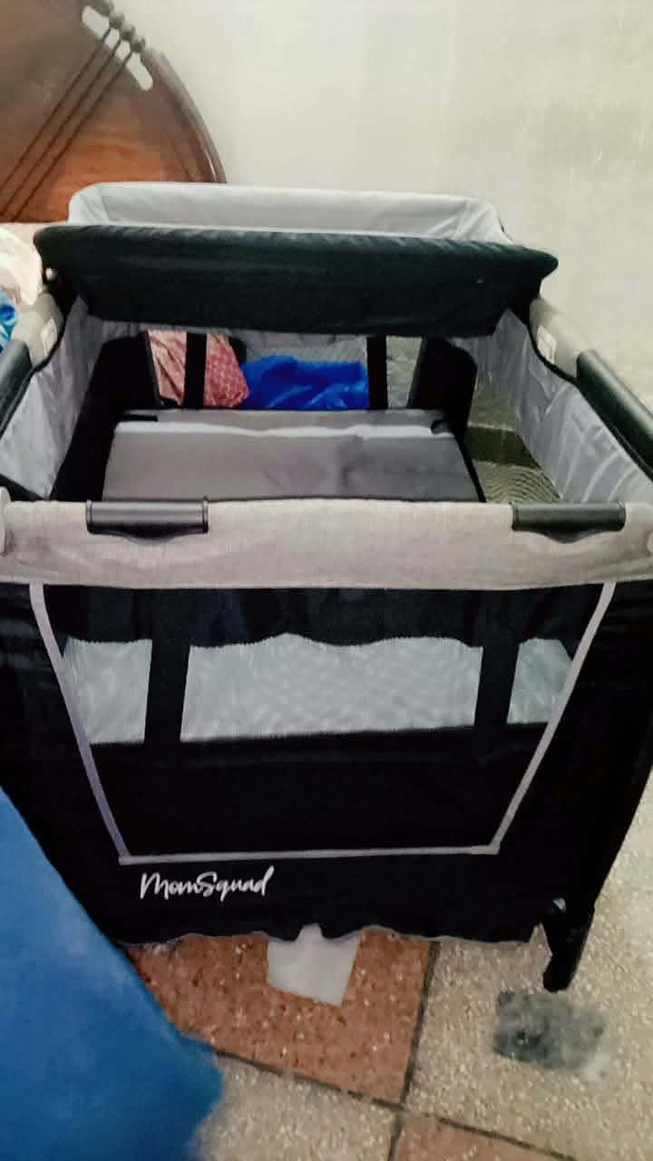 Portable Baby Cort/ Baby cot playpen