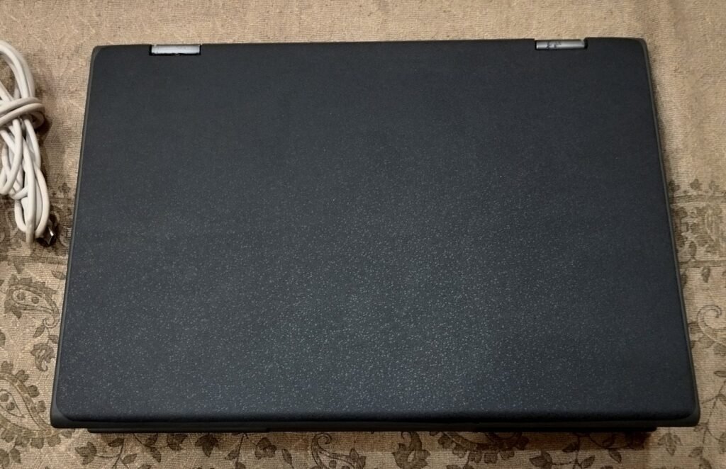 Lenovo Chromebook 300e 4/32 GB Good conditionFull routatble For Tikto - photo 3