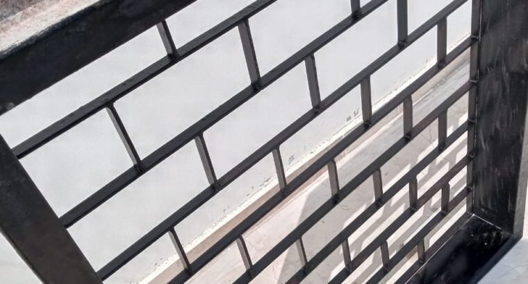 Steel Choukat Window Grill – Excellent Condition