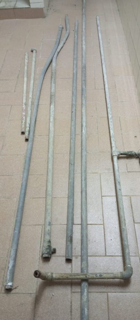 Clean & Rust-Free GI Pipes (1″ & 3/4″ Diameters) - photo 6