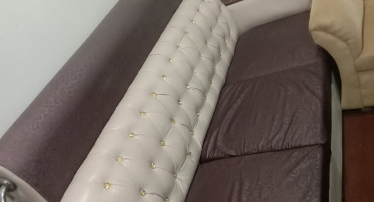 6 seat sofa good condition